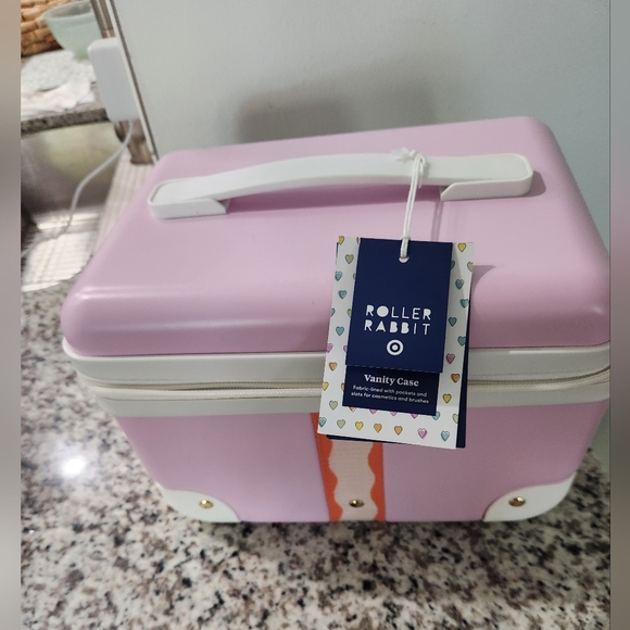 Roller Rabbit + Target Vanity Case - Picture 2 of 6